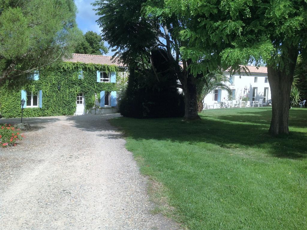 Le Domaine Leylandy Hotel Saint-Sulpice-de-Royan Exterior photo